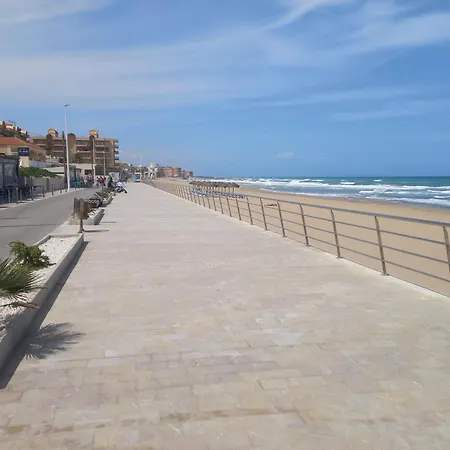 Homestay Duplex With A Large Sunny Terrace 200 M From The Sea